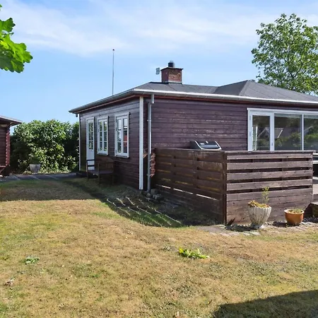 Prázdninový dům Mirkka - 50m From The Sea By Interhome *