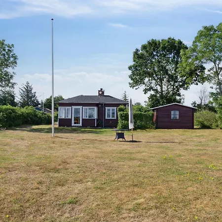 Hébergement de vacances Mirkka - 50m From The Sea By Interhome *