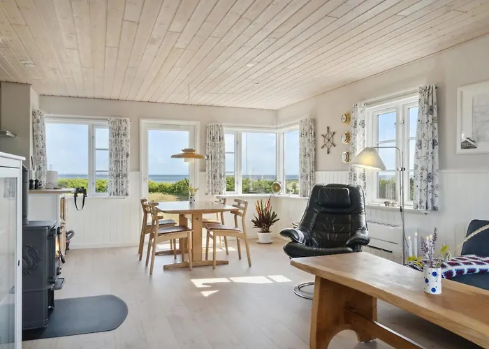 Mirkka - 50m From The Sea By Interhome