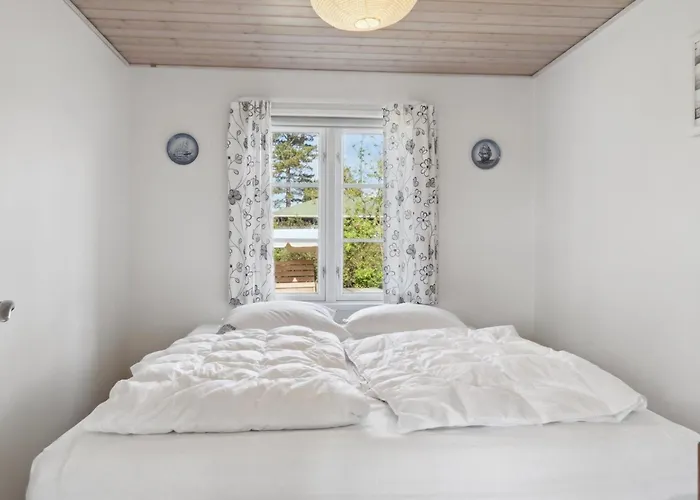 Mirkka - 50m From The Sea By Interhome